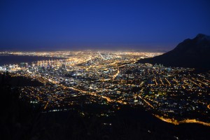 Kapstadt bei Nacht – Aussicht vom Lion's Head