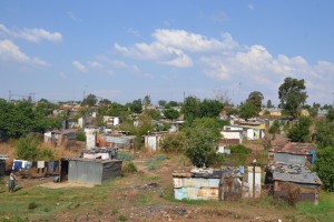 Typische Wellblechhäuser in Soweto