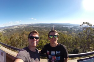 Franz und ich auf dem Mount Ainslie