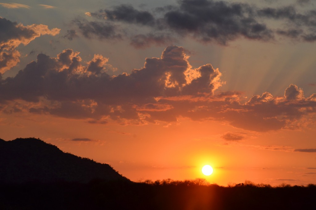 Typisch-afrikanischer Sonnenuntergang