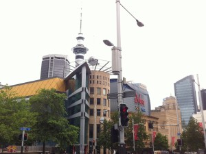 Das Zentrum von Auckland mit dem Sky Tower