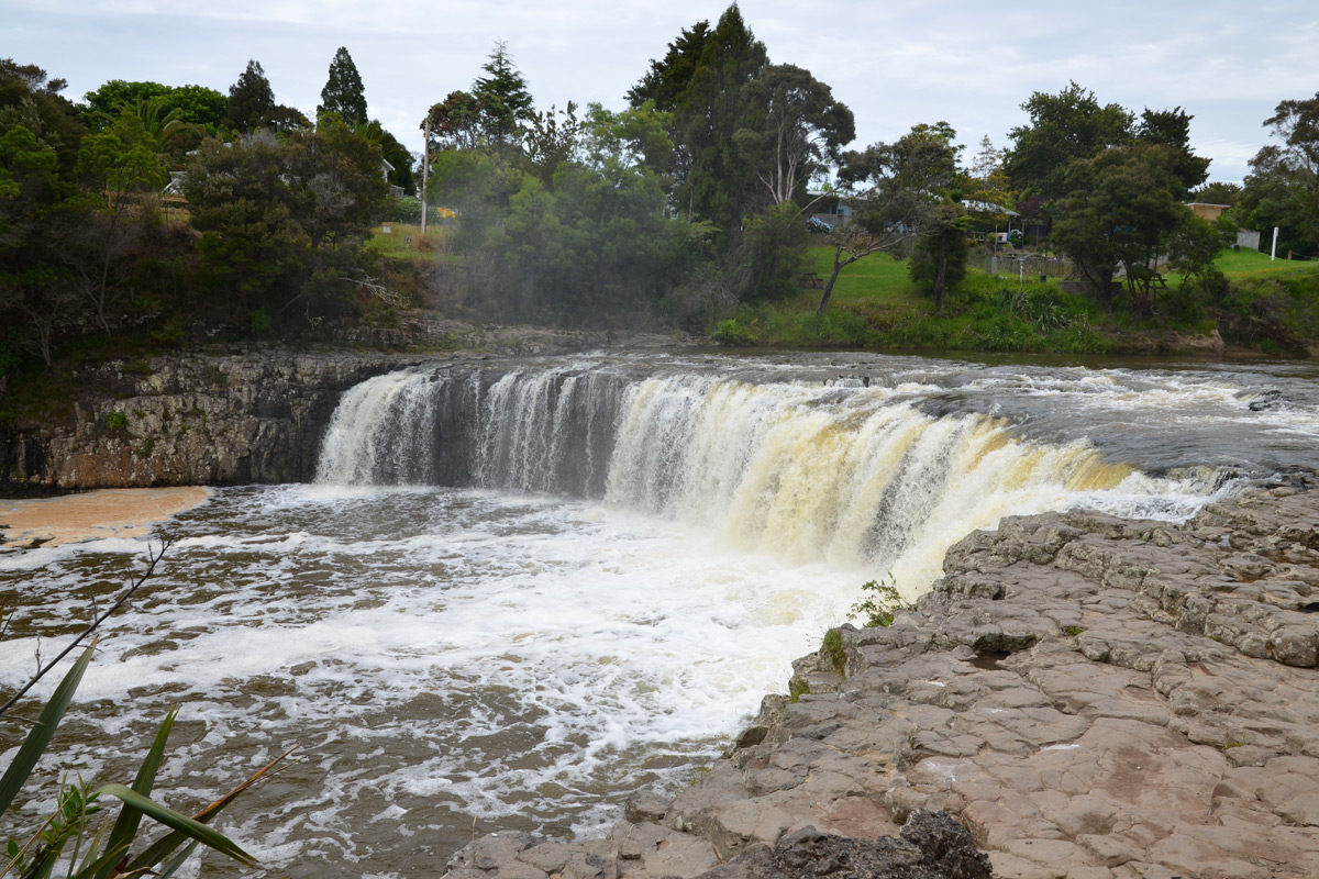 Die Haruru-Falls in der Bay of Islands