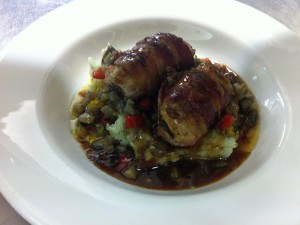 Leckere Chicken-Roulade mit Ratatouille