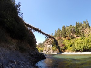 35 Meter hohe Bungy-Brücke in Hanmer Springs