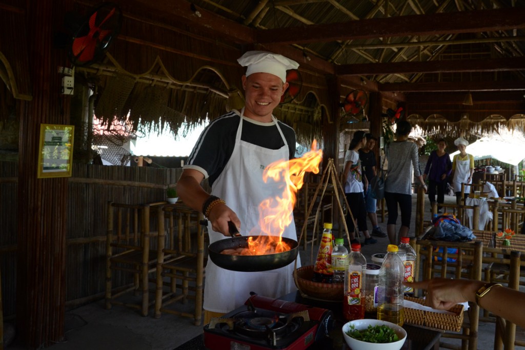 Flambieren der Makrele: HEISS!