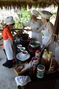 Frauen bei der Arbeit: Kochen ;-)