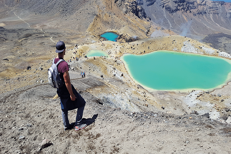 Ausblick auf die Emerald Lakes beim Tongariro Crossing.