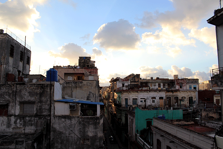 Sprachlos über den Dächern Havannas.