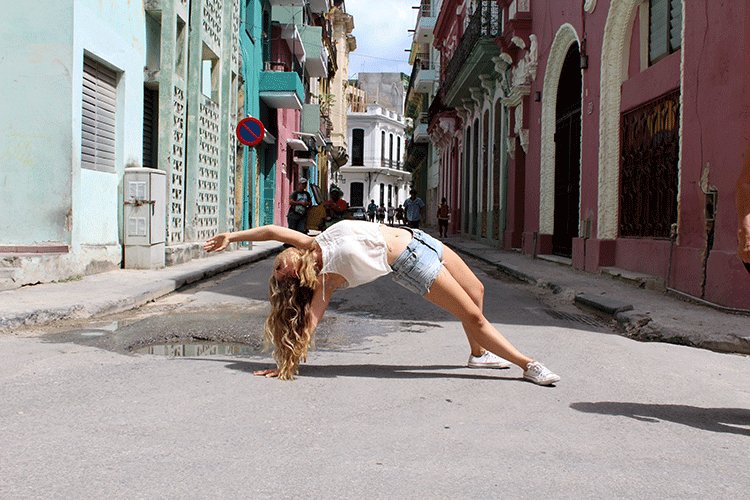 Straßenecke Habana y Chacón