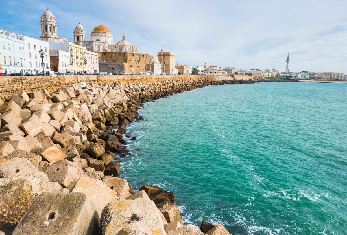 Vom Meer umrahmt: Cádiz